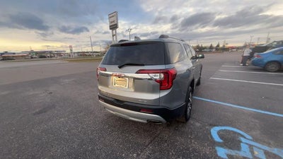 2023 GMC Acadia SLE