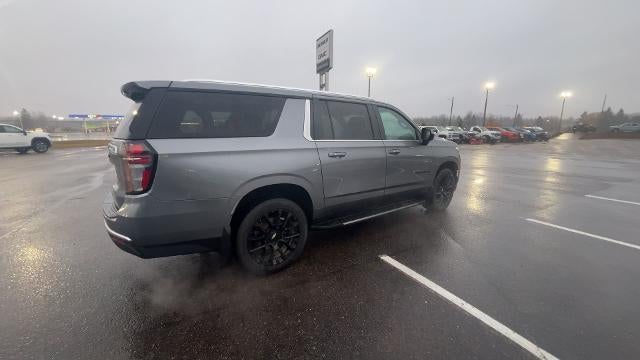 2022 Chevrolet Suburban LS
