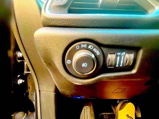 2023 Chrysler Pacifica Limited AWD