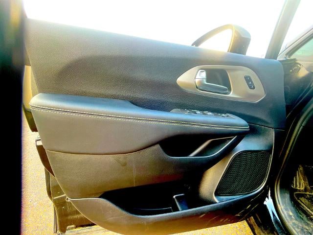 2023 Chrysler Pacifica Limited AWD