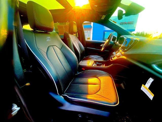 2023 Chrysler Pacifica Limited AWD