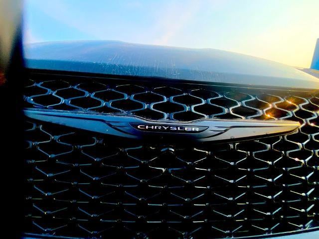 2023 Chrysler Pacifica Limited AWD