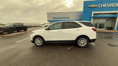 2022 Chevrolet Equinox LS
