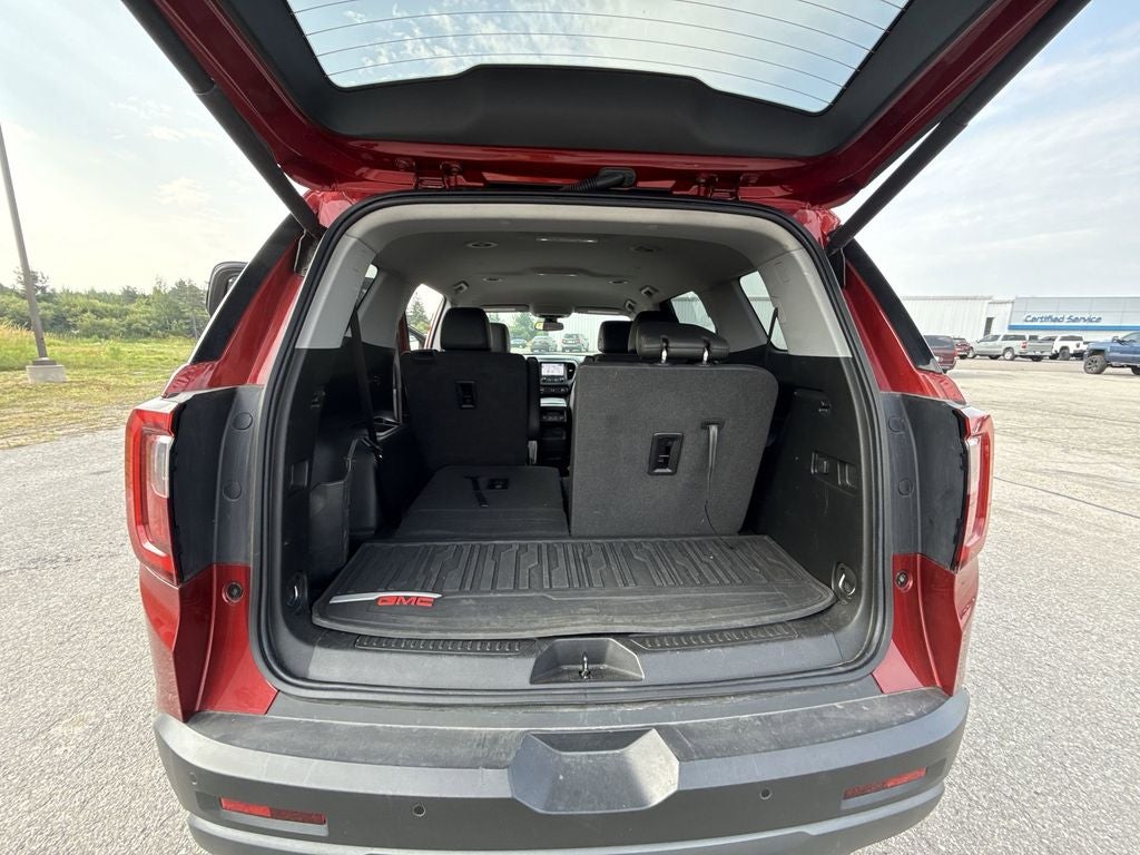 2023 GMC Acadia AT4