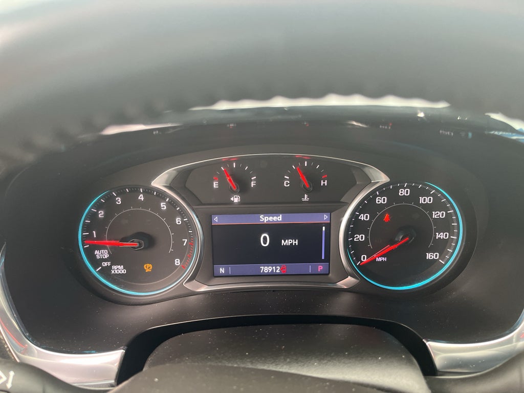 2022 Chevrolet Traverse LT Cloth