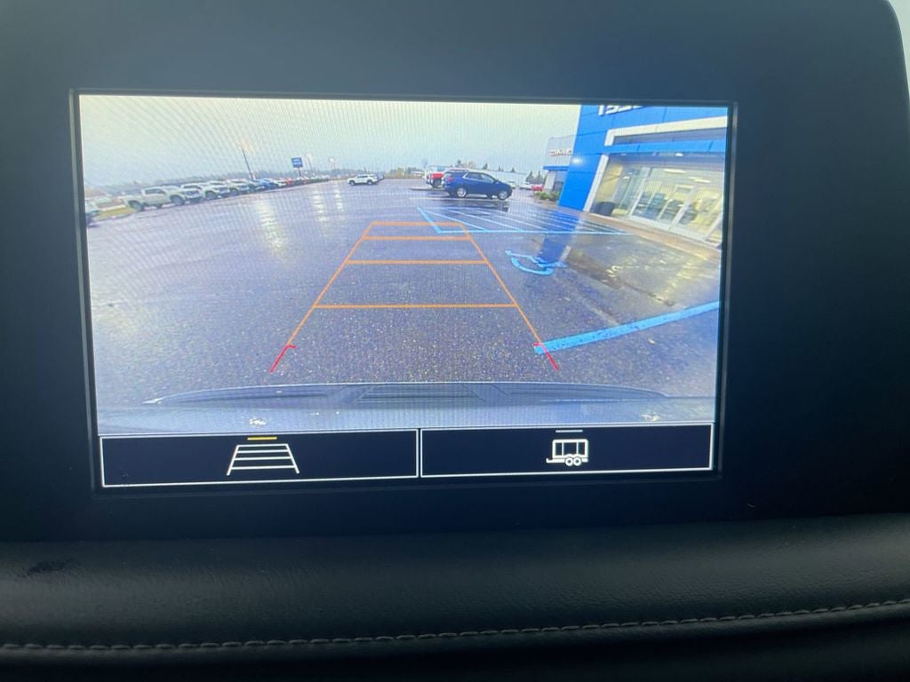 2022 Chevrolet Suburban LS