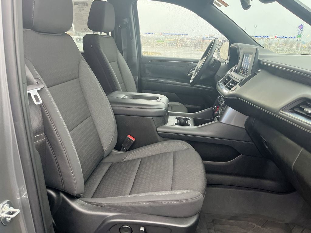 2022 Chevrolet Suburban LS