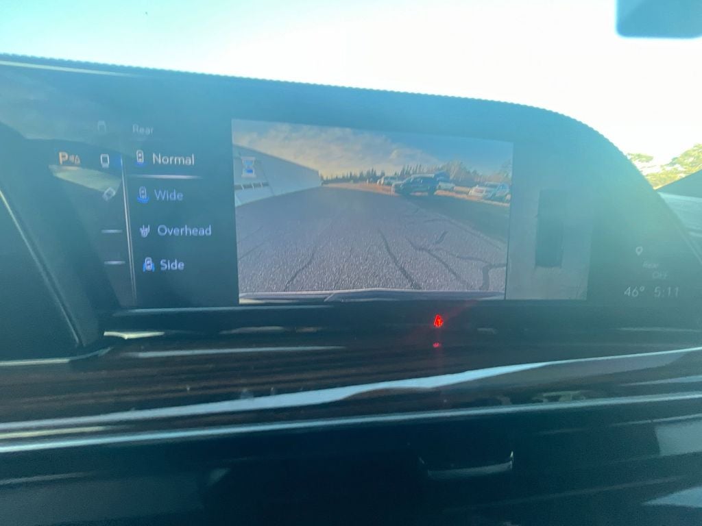 2023 Cadillac Escalade ESV Premium Luxury