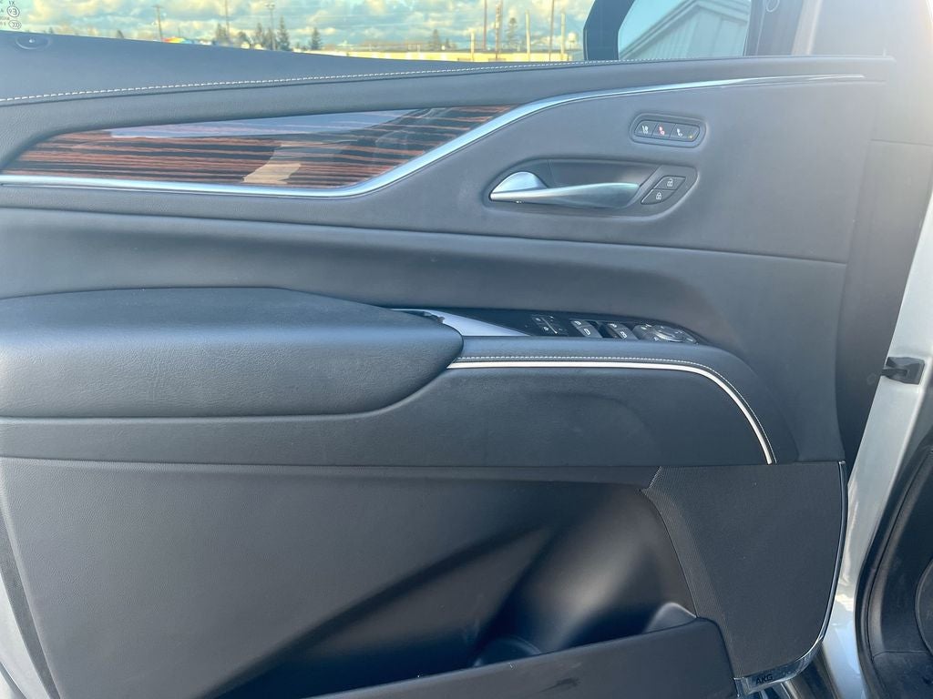 2023 Cadillac Escalade ESV Premium Luxury