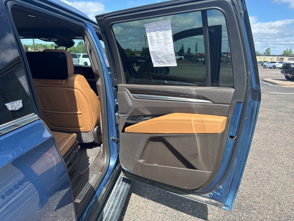 2026 Cadillac Escalade ESV Luxury