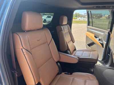 2026 Cadillac Escalade ESV Luxury