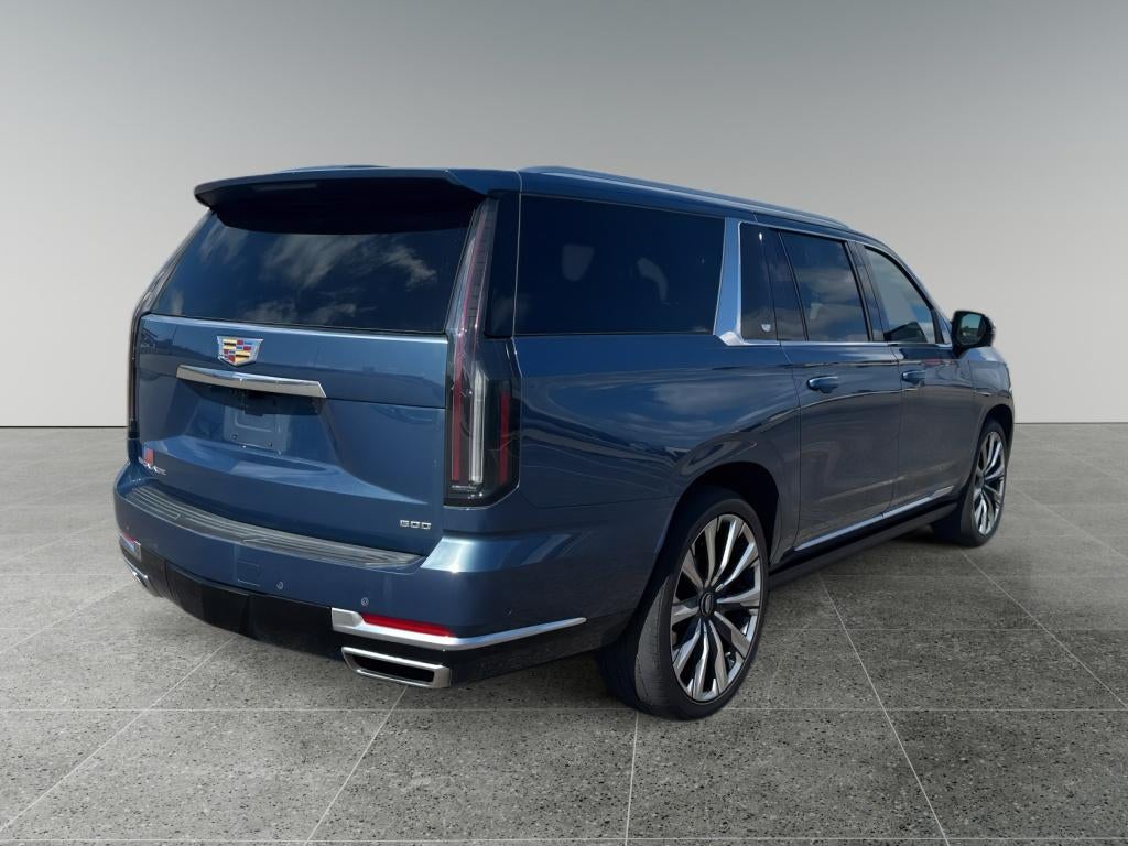 2026 Cadillac Escalade ESV Luxury