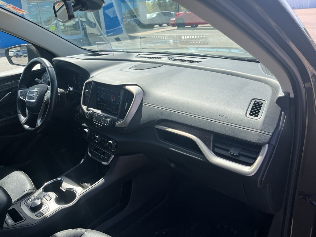2023 GMC Terrain Denali