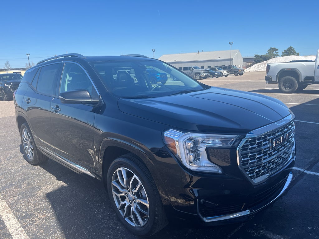 2023 GMC Terrain Denali