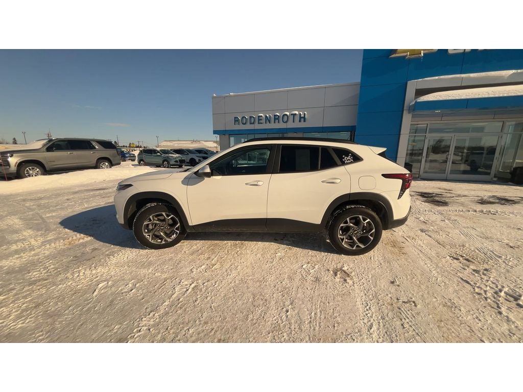 2024 Chevrolet Trax LT